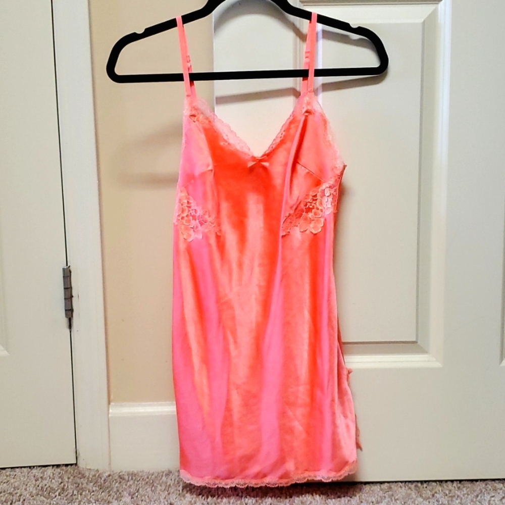 Pink Victoria's Secret slip, size XS, $15